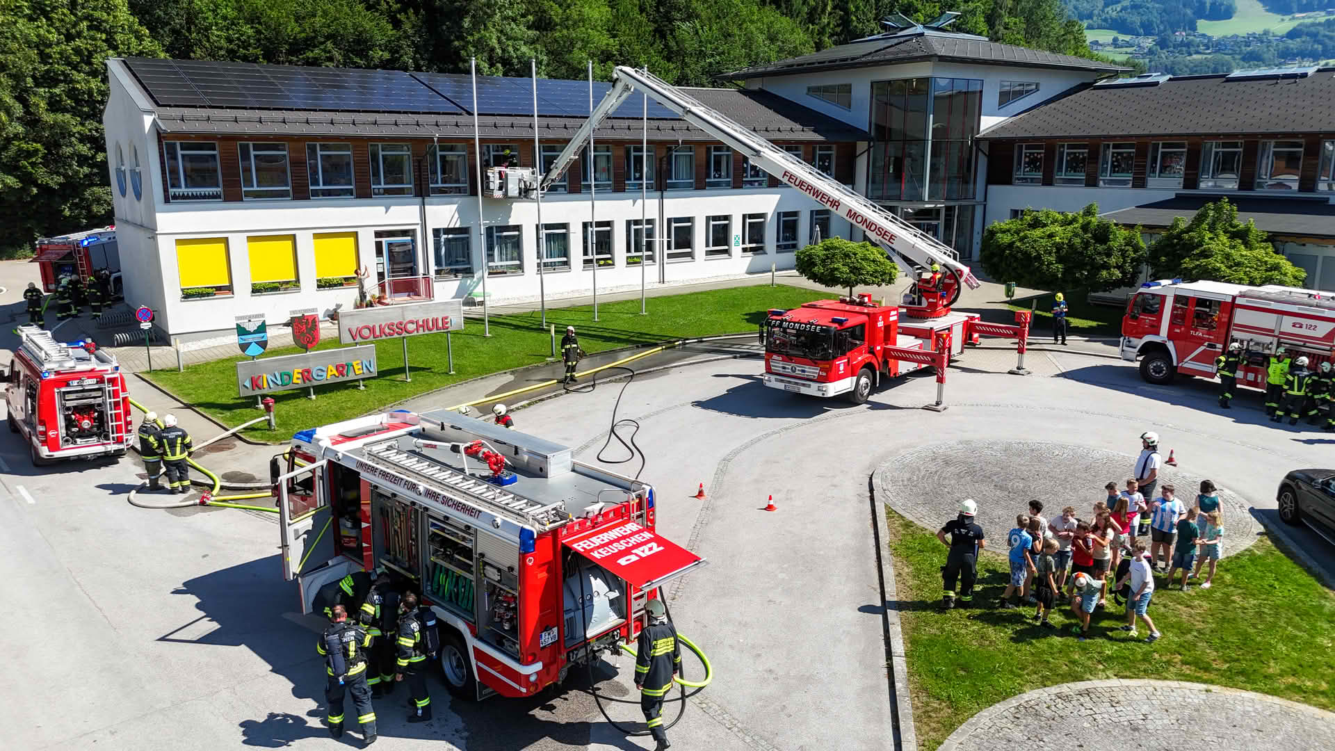 AFK Mondsee: Tiefgraben – Feuerwehrübung in der Volksschule