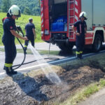 FF Bad Ischl: B145, 4 Feuerwehren bei PKW-Brand im Einsatz