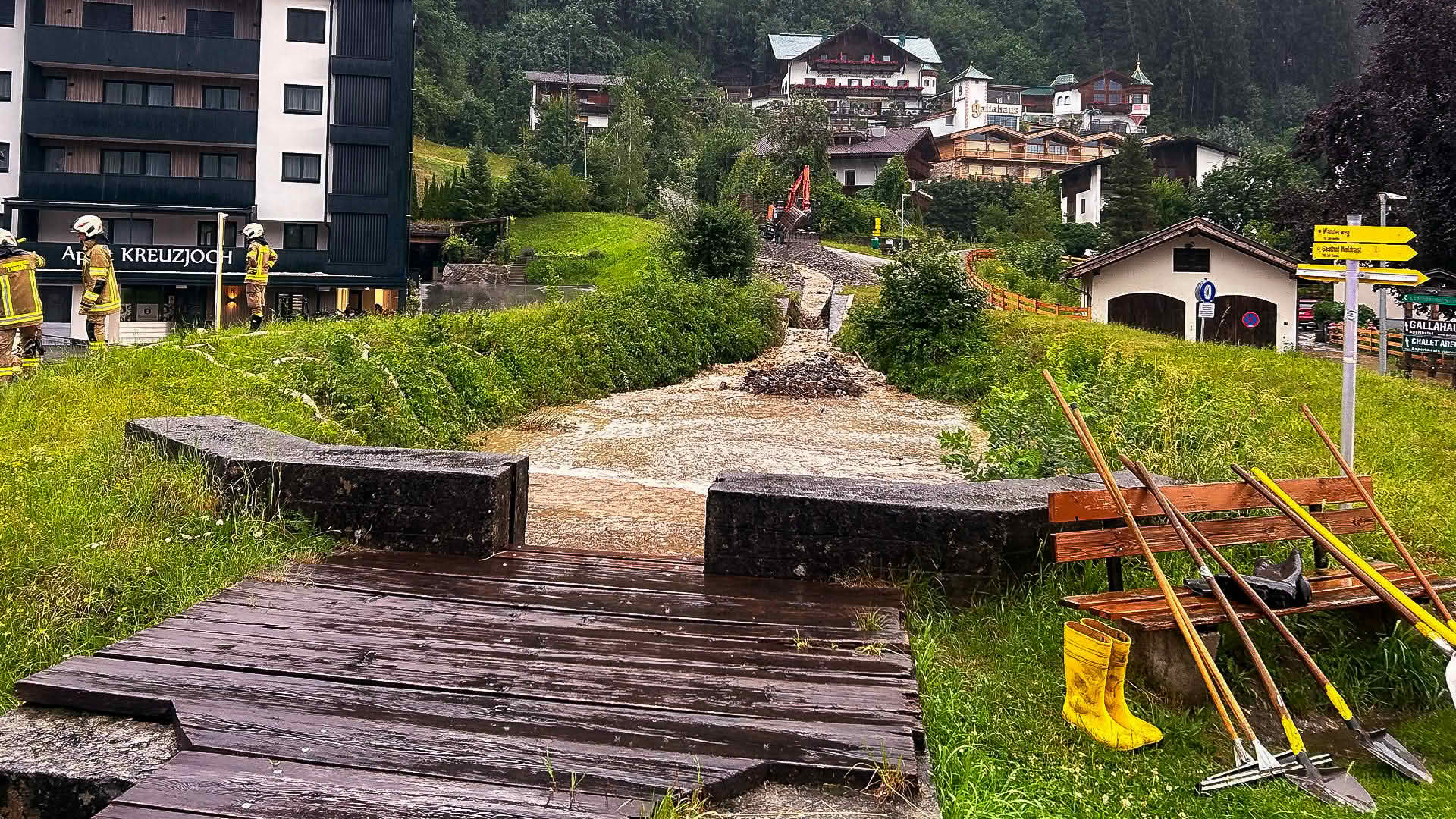 BFV Schwaz: Anspruchsvoller Einsatztag für die Feuerwehr Zell am Ziller
