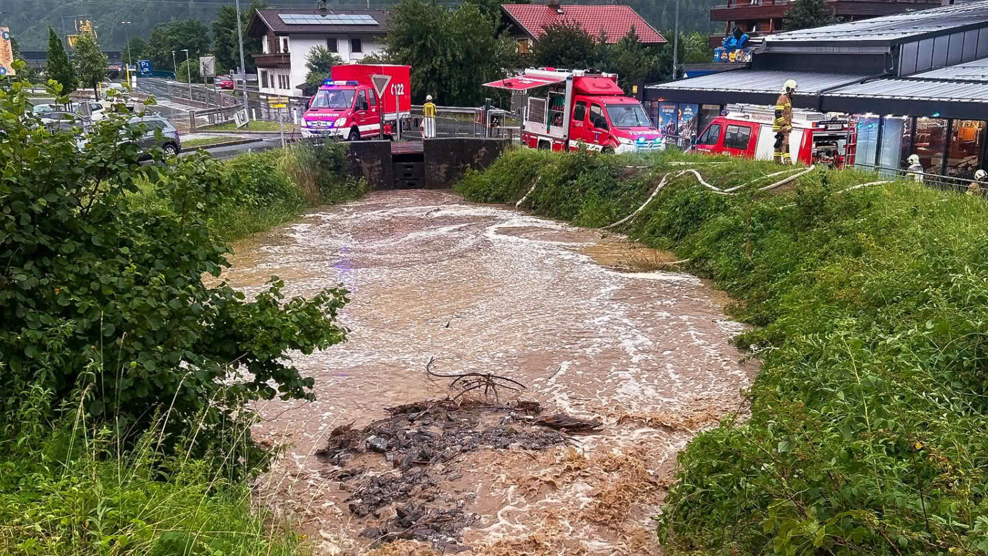 Anspruchsvoller Einsatztag für die Feuerwehr Zell am Ziller