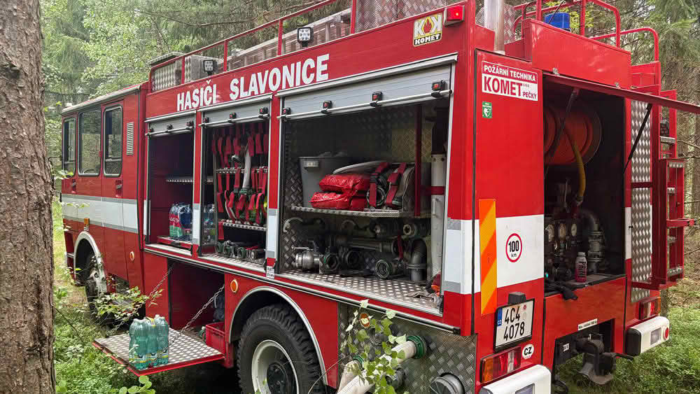 BFK Waidhofen/Thaya: Waldbrandeinsatz in Kadolec (Tschechien)
