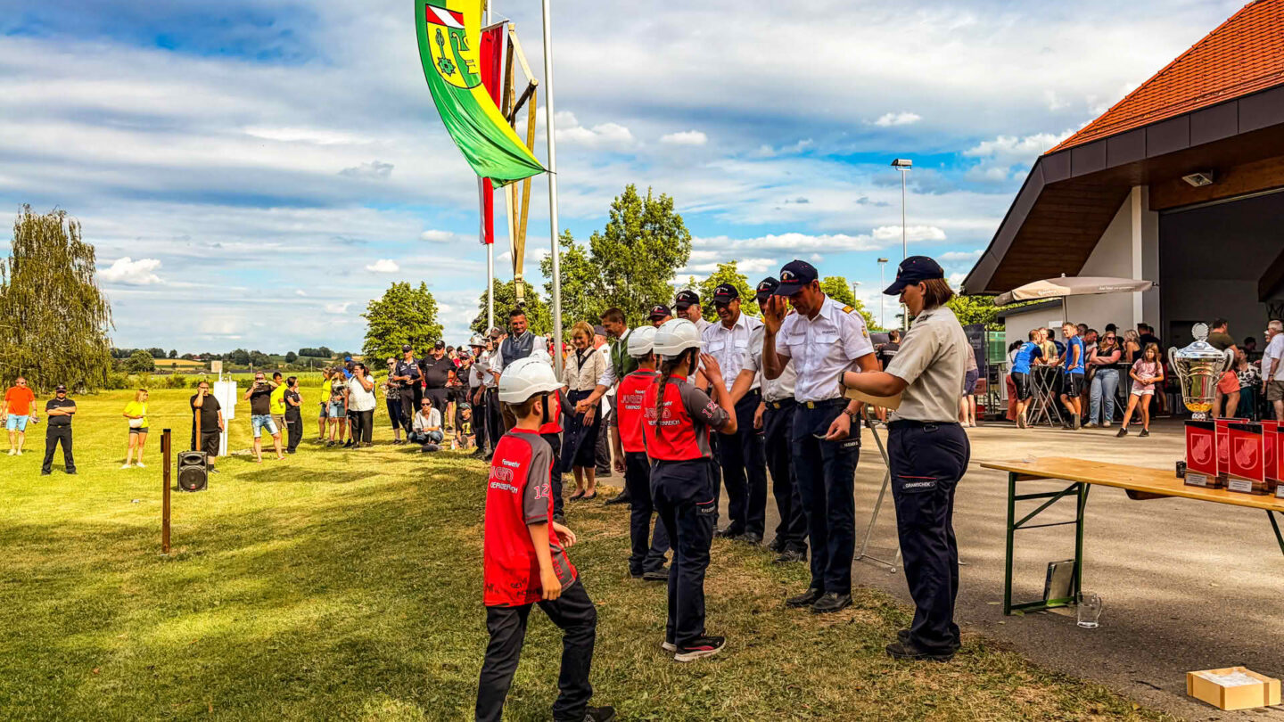 Feuerwehrjugend Stodertal meistert Leistungsabzeichen