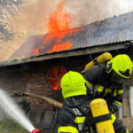BFV Liezen: Nebengebäude stand in Vollbrand
