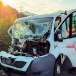 BFV Leoben: Schwerer Auffahrunfall mit Klein-Lkw