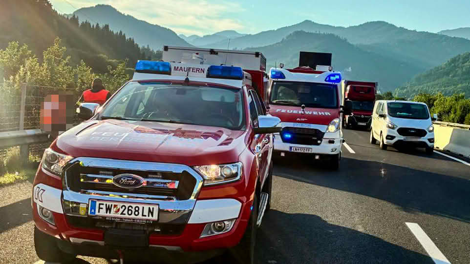 Schwerer Auffahrunfall mit Klein-Lkw