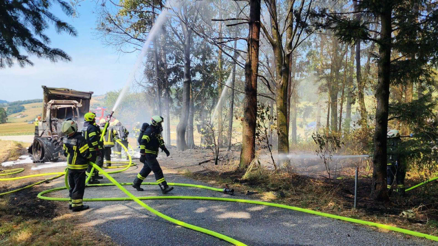 Traktorbrand in Altenberg