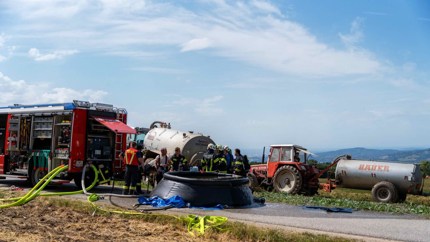 Traktorbrand in Altenberg