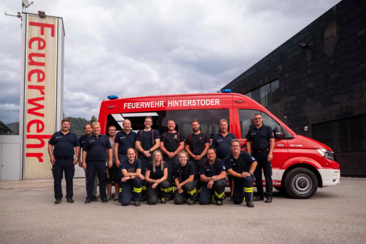 FF Hinterstoder: 16 Mitglieder aus drei Feuerwehren schließen 5,5-Tonnen-Ausbildung erfolgreich ab