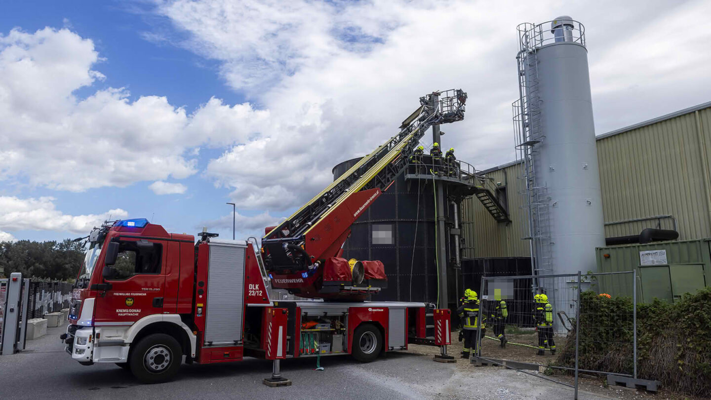 FF Krems: Ersthelfer verhindern Großbrand im Industriegebiet FF Krems: Ersthelfer verhindern Großbrand im Industriegebiet