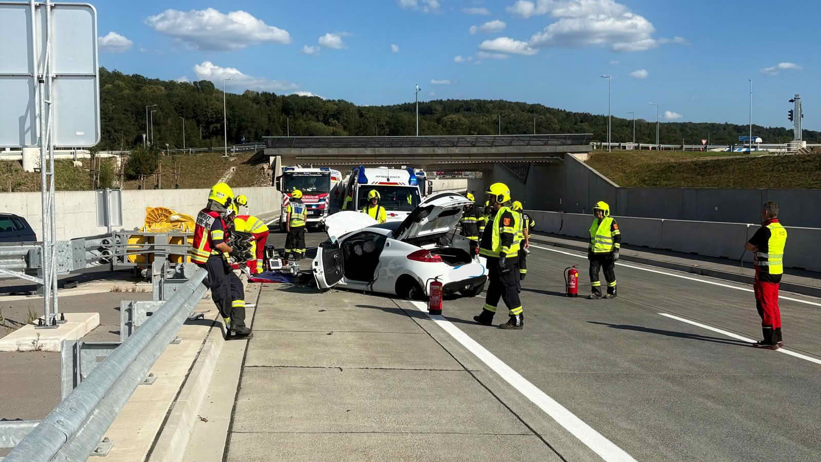 BFKDO Jennersdorf: Verkehrsunfall S7 mit schwerverletzter Person